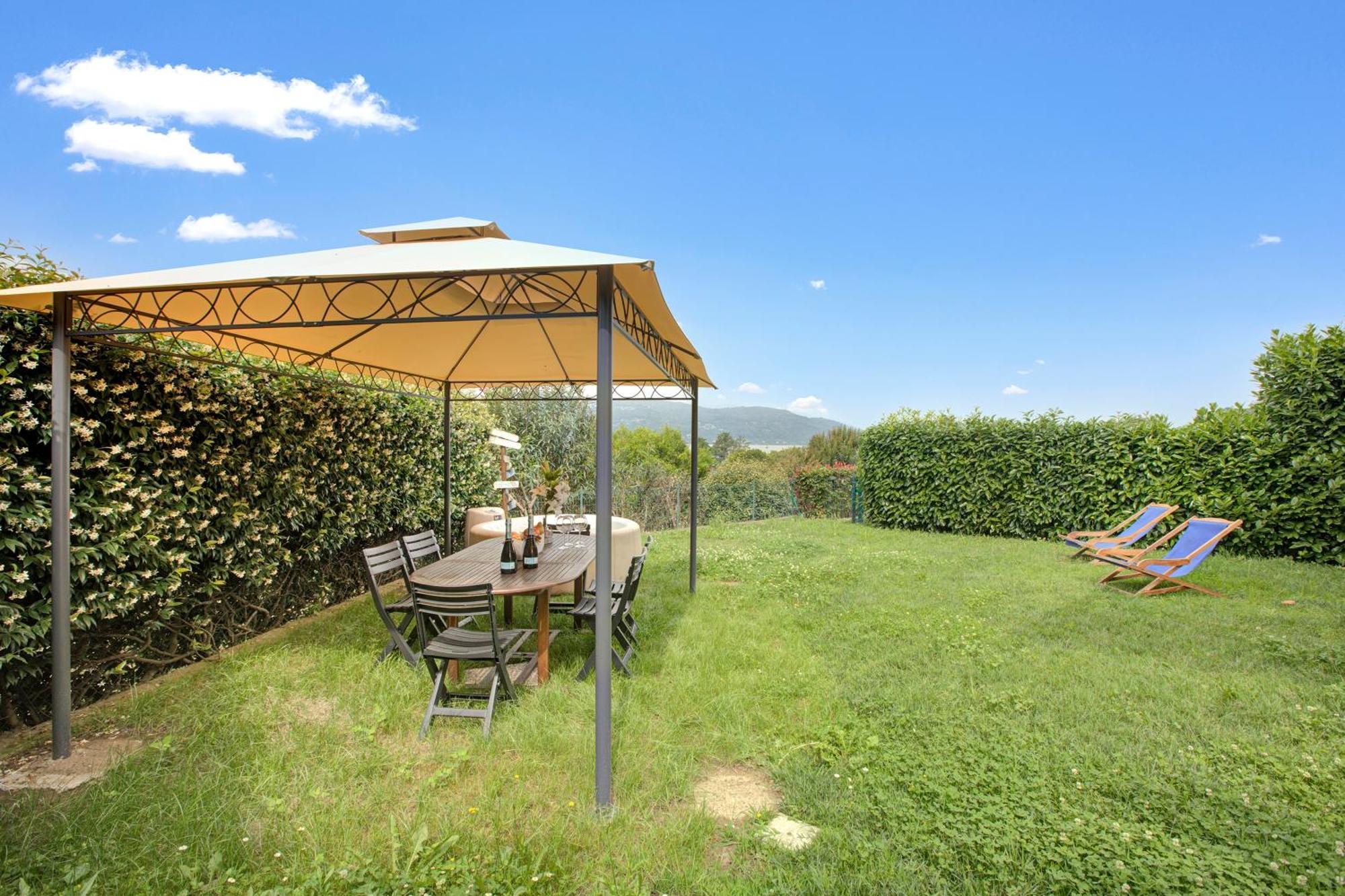 La Luna Nel Lago Lake View Garden - Happy Rentals إيسبرا المظهر الخارجي الصورة