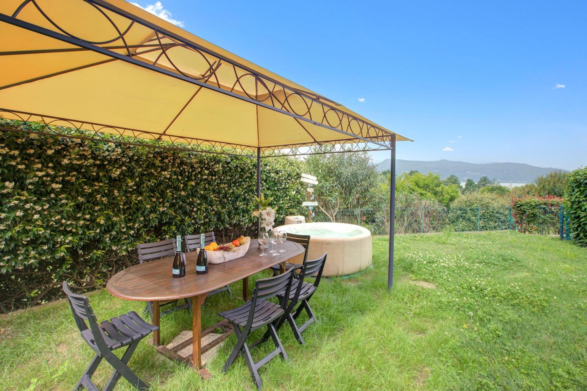 La Luna Nel Lago Lake View Garden - Happy Rentals إيسبرا المظهر الخارجي الصورة